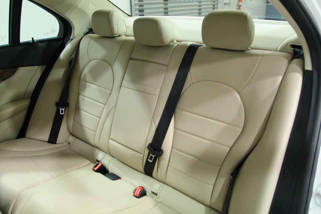 Certified 2016 Mercedes-Benz C 300 4MATIC Sedan image 29