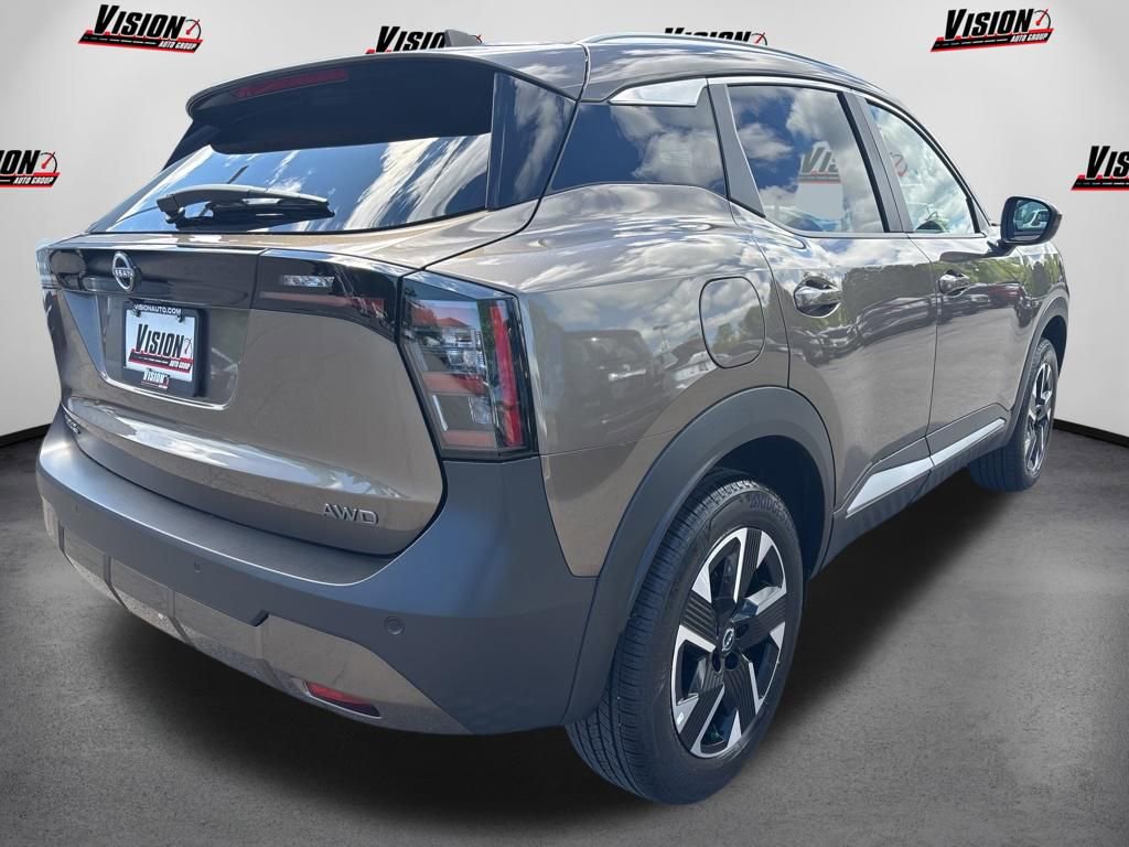 Used 2025 Nissan Kicks SV w/ SV Premium Package AWD/4WD image 5