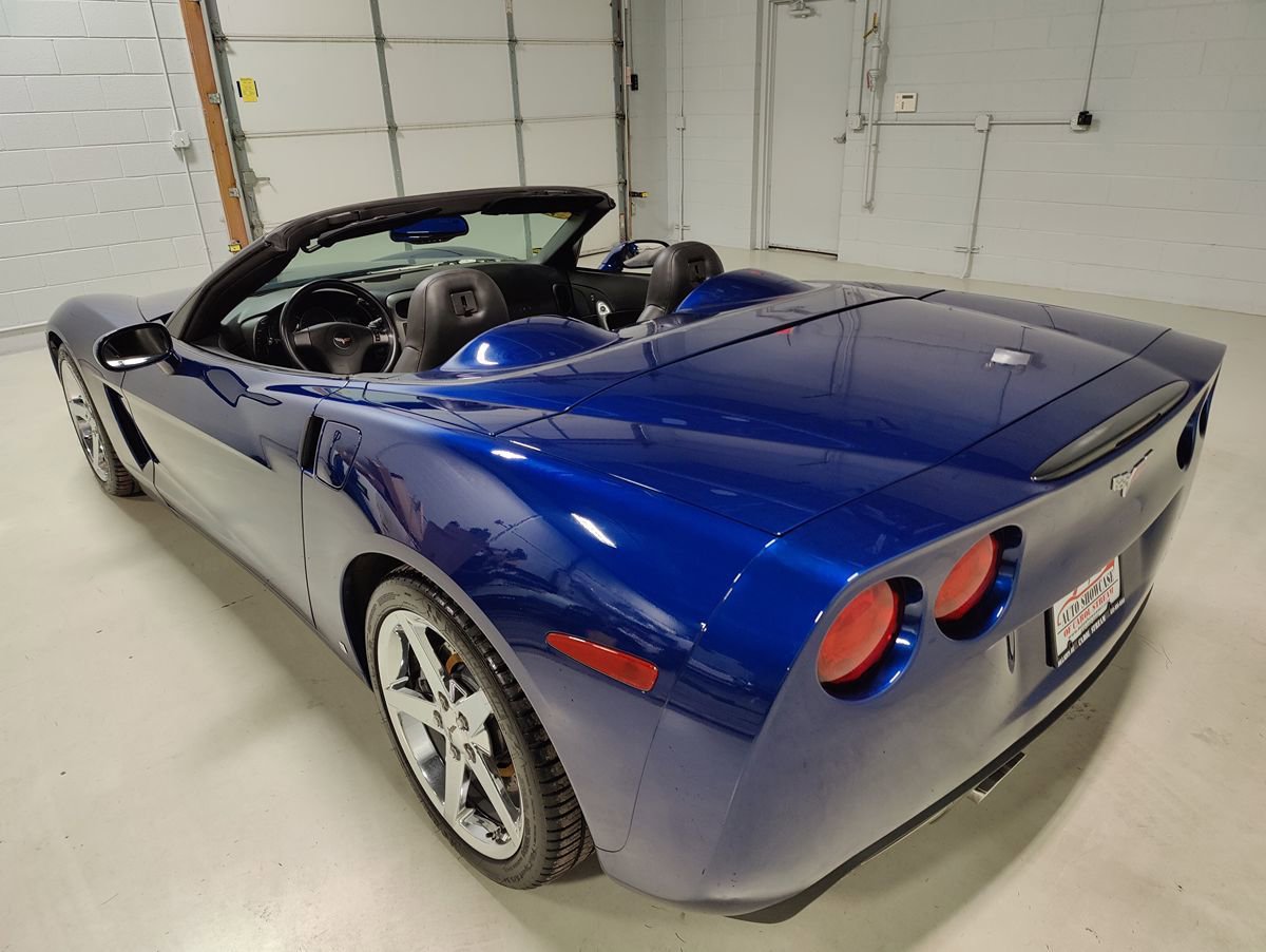 Used 2007 Chevrolet Corvette Convertible w/ Preferred Equipment Group RWD image 19