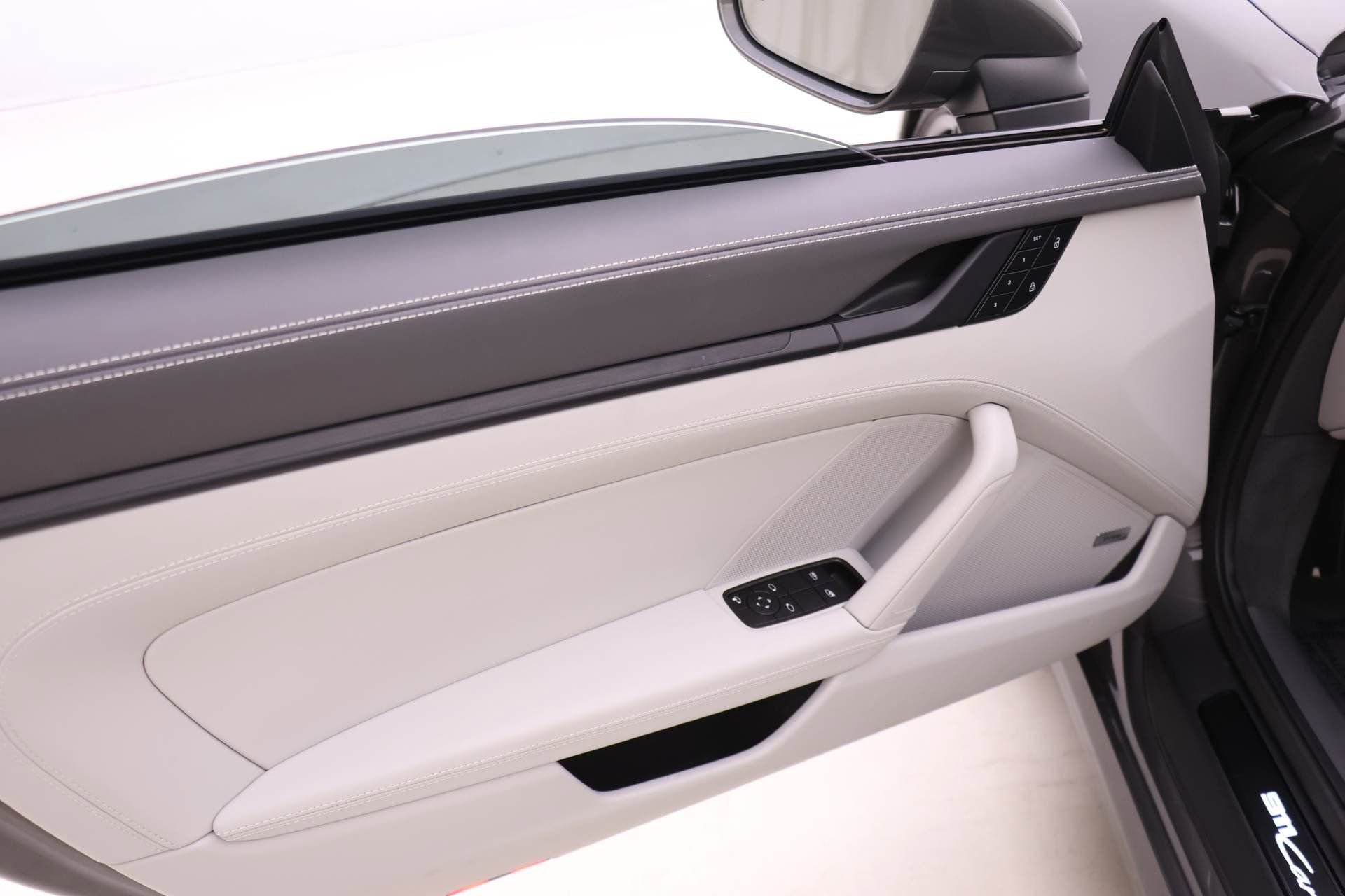 Certified 2024 Porsche 911 Carrera 4 GTS image 18