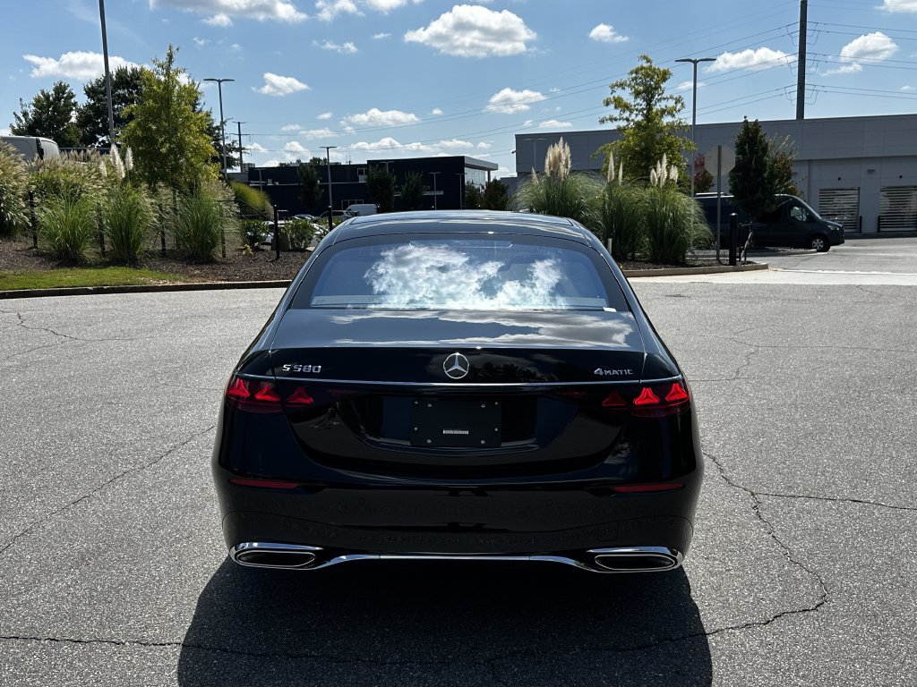 New 2027 Mercedes-Benz S 580 4MATIC Sedan image 7