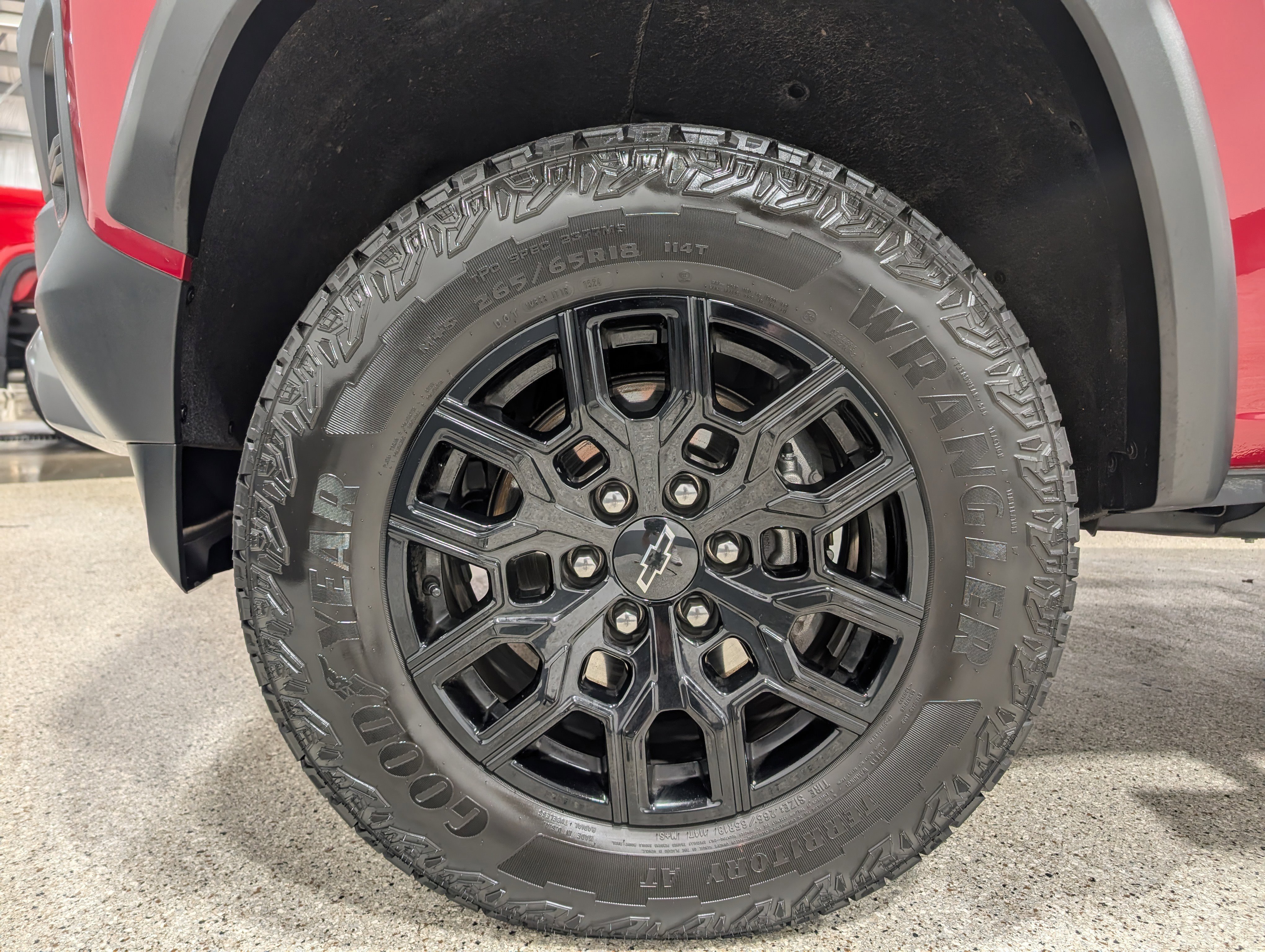 Used 2024 Chevrolet Colorado Trail Boss w/ Advanced Trailering Package image 11