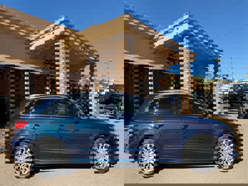 Used 2017 Audi A3 e-tron Premium Plus w/ Technology Package image 6