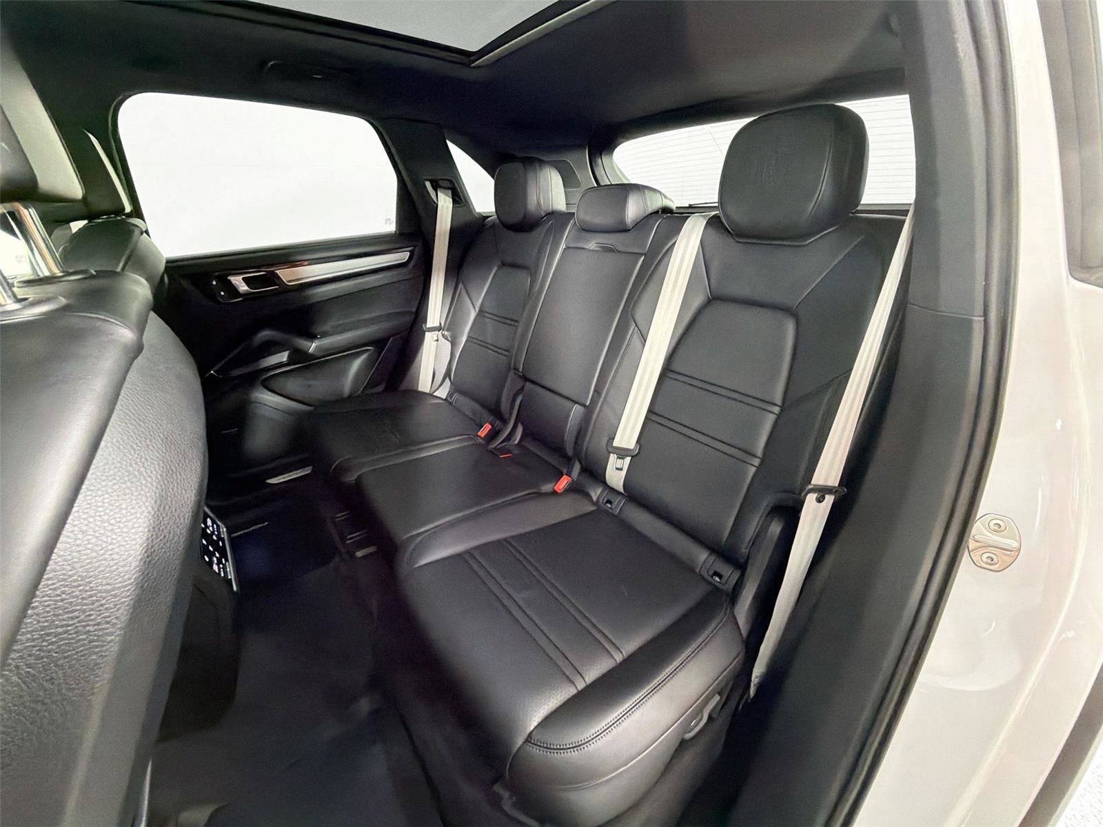 Certified 2023 Porsche Cayenne S Platinum w/ Assistance Package image 26