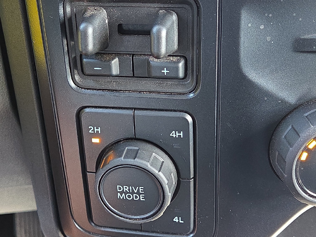 Used 2026 Ford F350 XL w/ FX4 Off-Road Package AWD/4WD image 27