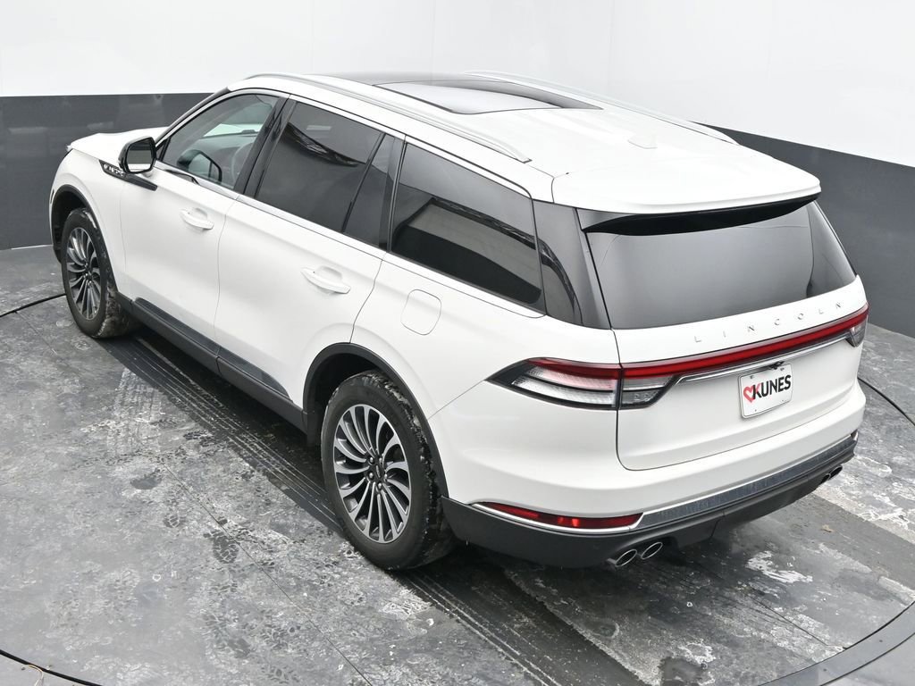 Used 2023 Lincoln Aviator AWD w/ Premium Package image 42