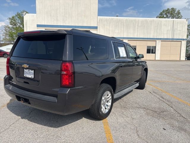 Used 2015 Chevrolet Suburban LT RWD image 5