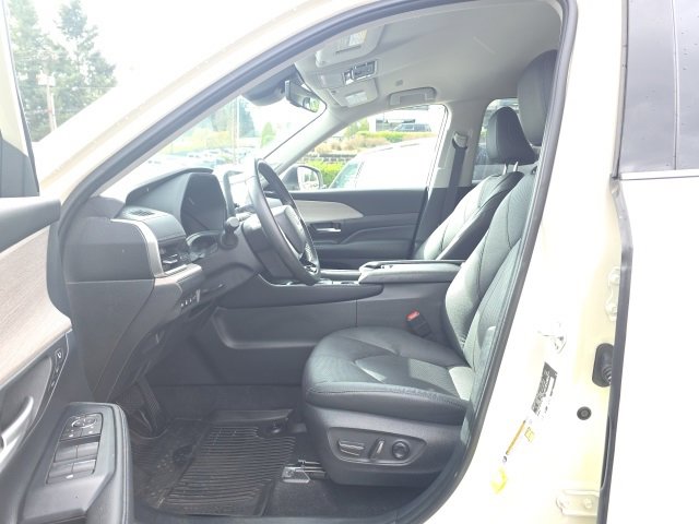 Used 2024 Toyota Grand Highlander Limited image 9