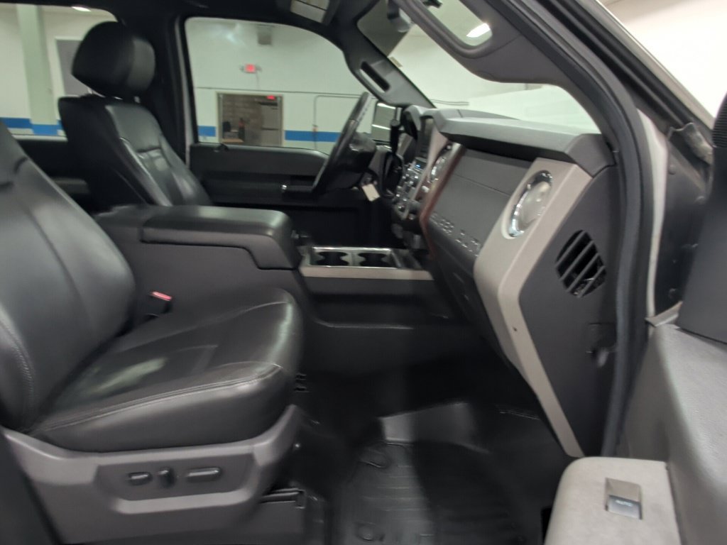 Used 2014 Ford F250 Lariat w/ Chrome Package AWD/4WD image 34