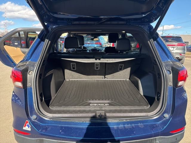Used 2022 Chevrolet Equinox Premier image 11