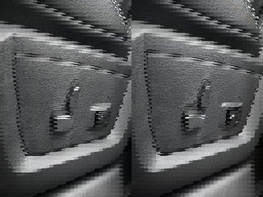 New 2024 RAM 2500 Laramie w/ Night Edition image 11