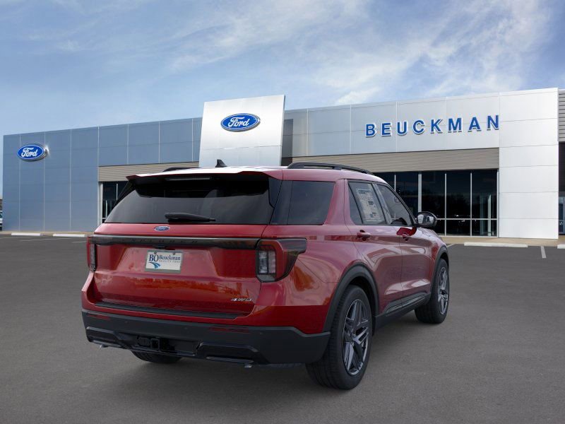 Used 2026 Ford Explorer ST-Line w/ ST-Line Street Pack image 8