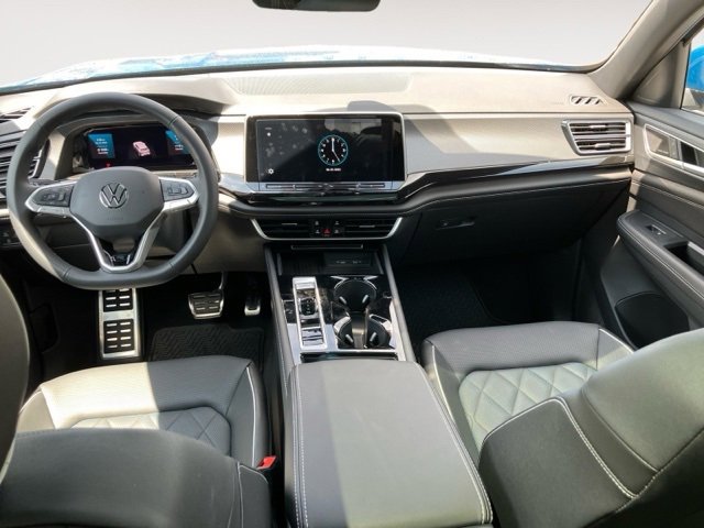 New 2025 Volkswagen Atlas SEL image 13