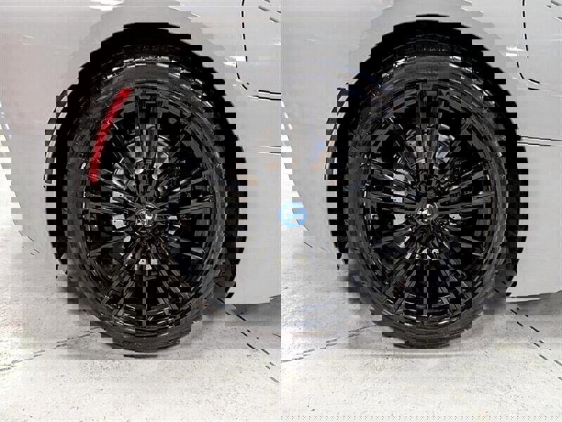 Used 2019 BMW i8 Roadster image 12