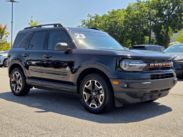 Used 2023 Ford Bronco Sport Outer Banks w/ Tech Package AWD/4WD image 7