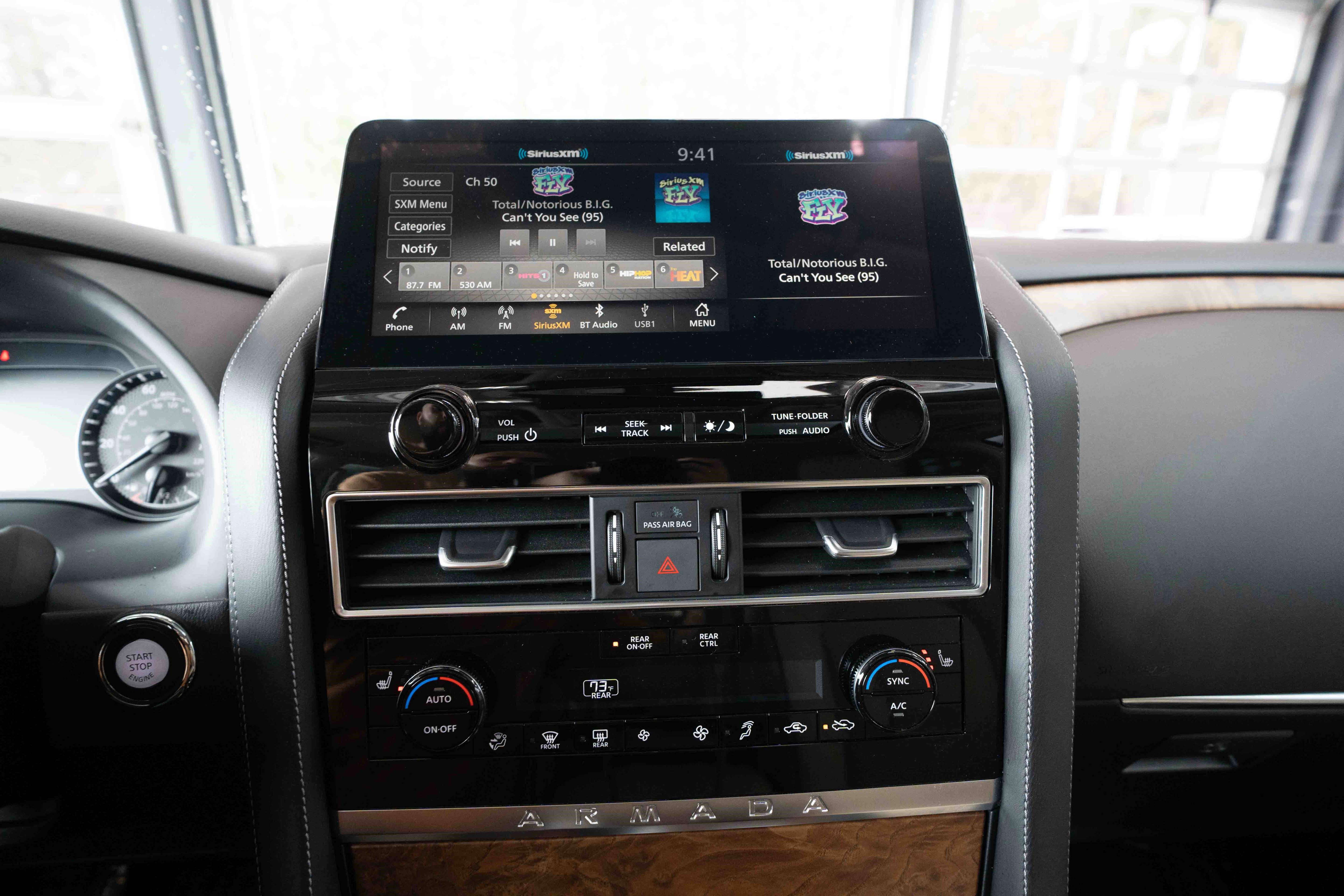 Used 2024 Nissan Armada SL w/ Captain's Chairs Package image 17