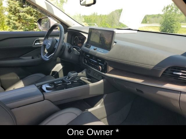 Certified 2024 Nissan Rogue Platinum w/ Platinum Premium Package AWD/4WD image 12