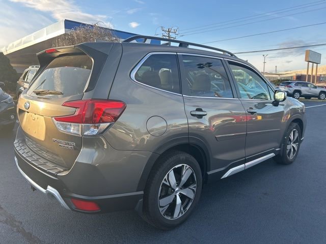 Used 2020 Subaru Forester Touring image 4