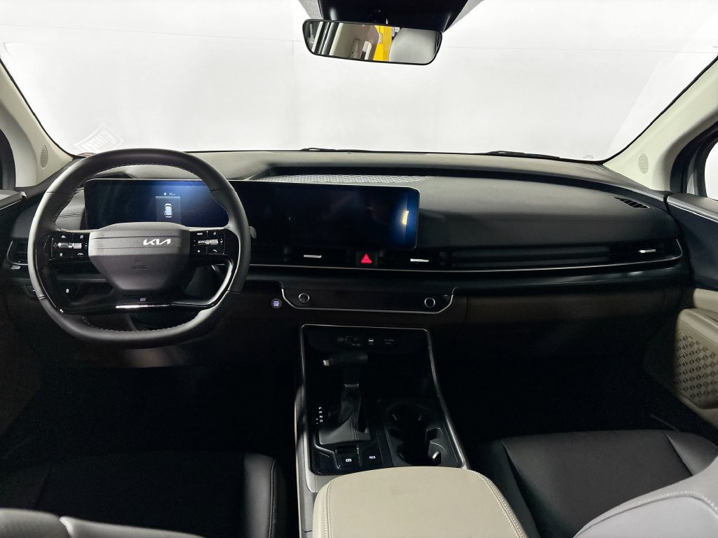 New 2027 Kia Carnival FWD image 20