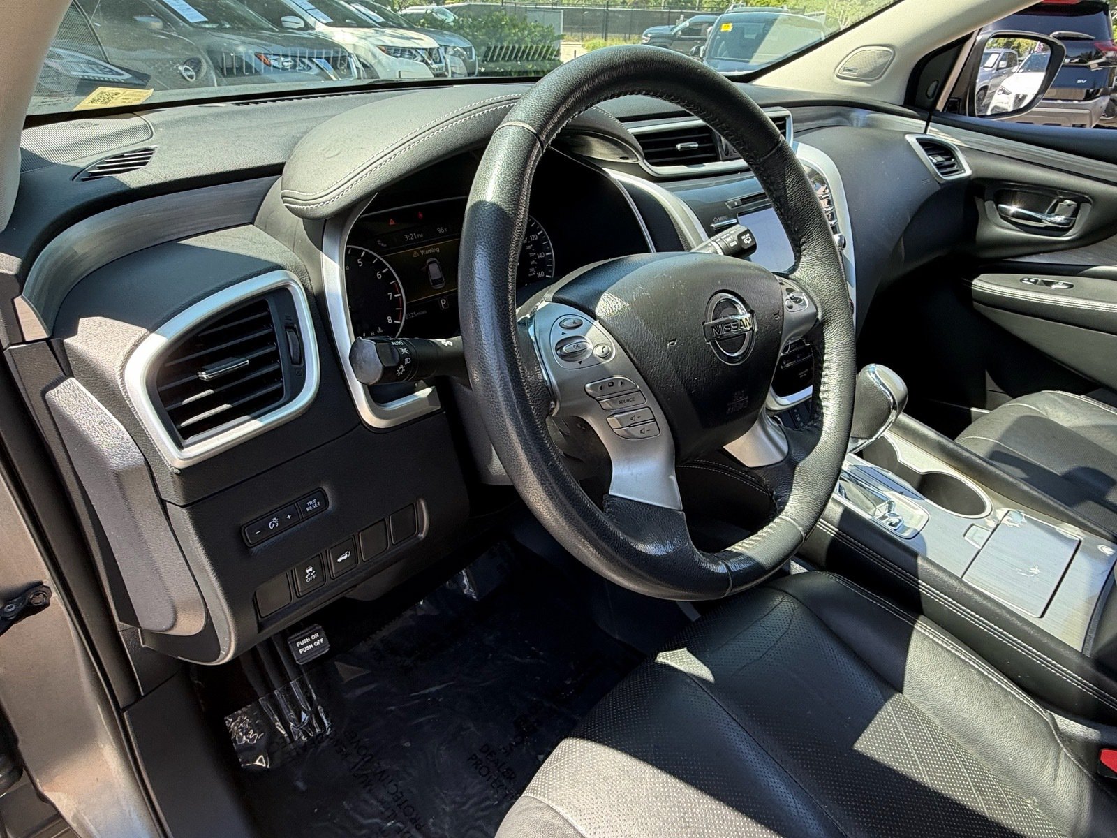 Used 2016 Nissan Murano SL FWD image 10