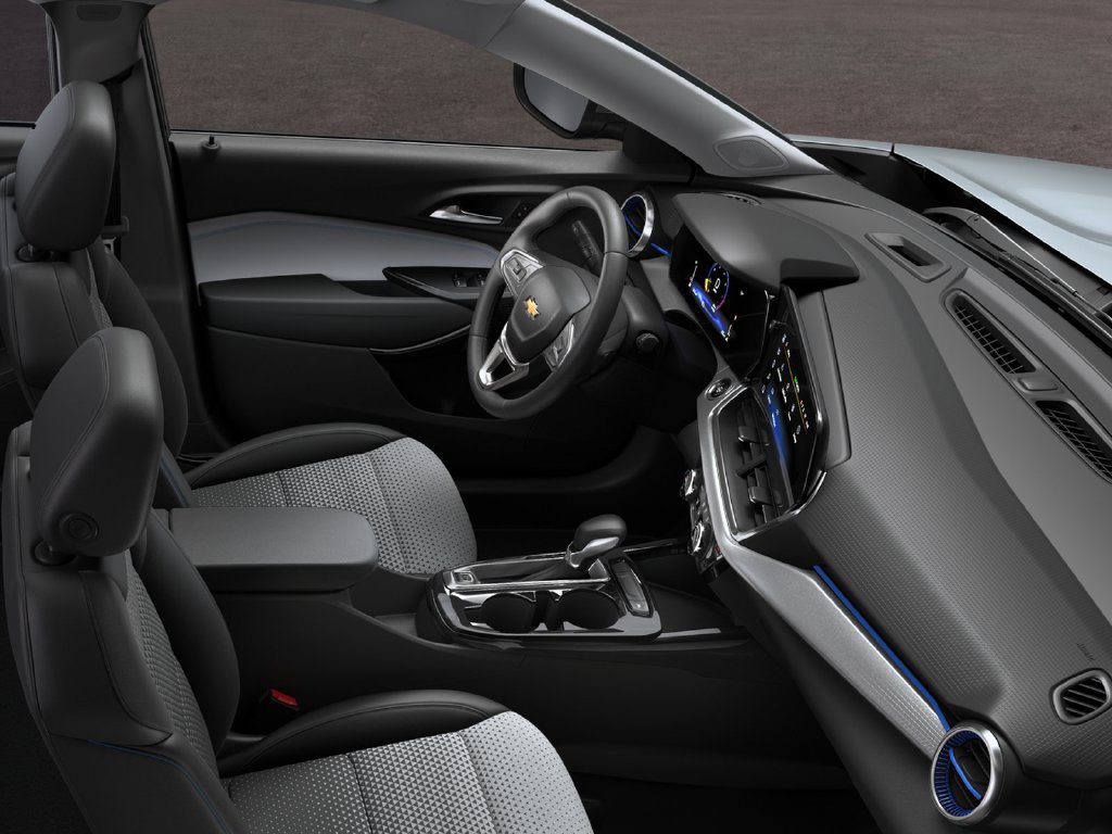 New 2026 Chevrolet Trax LT w/ LT Convenience Package FWD image 11