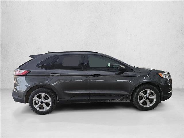 Used 2020 Ford Edge SE image 6