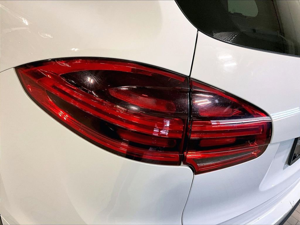 Used 2015 Porsche Cayenne Diesel image 31