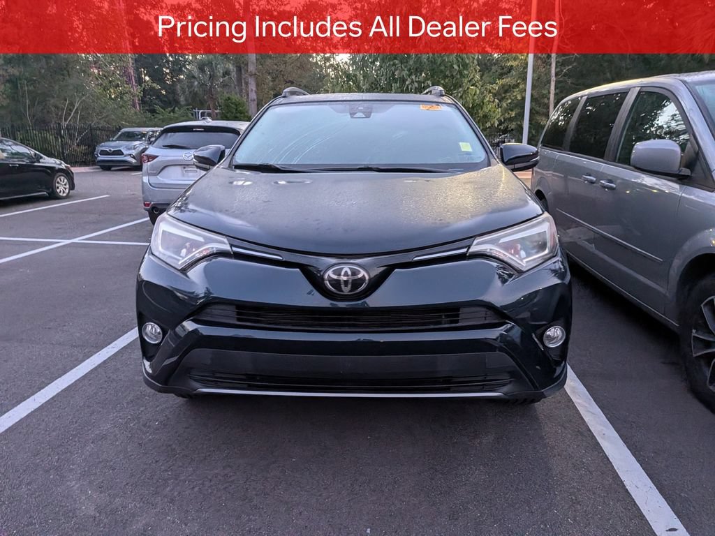 Used 2018 Toyota RAV4 Limited FWD image 2