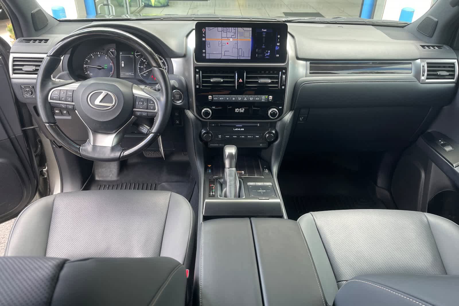Used 2023 Lexus GX 460 Premium w/ Premium Package image 11