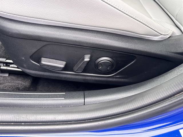Used 2022 Hyundai Elantra Limited image 11