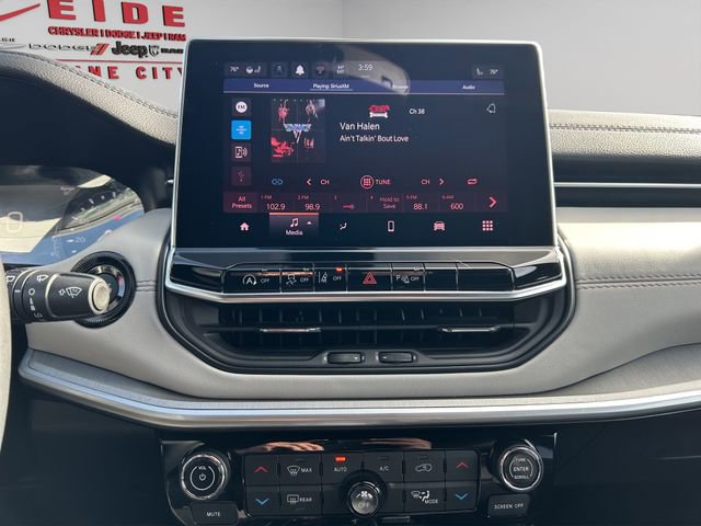 Used 2025 Jeep Compass Limited AWD/4WD image 18