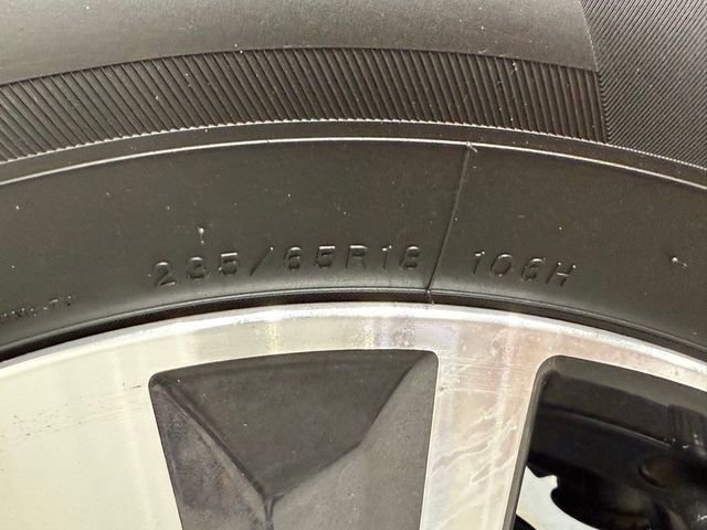 Used 2023 Nissan Murano SV image 44