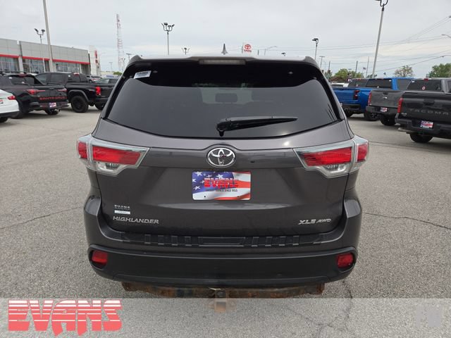 Used 2016 Toyota Highlander XLE AWD/4WD image 30