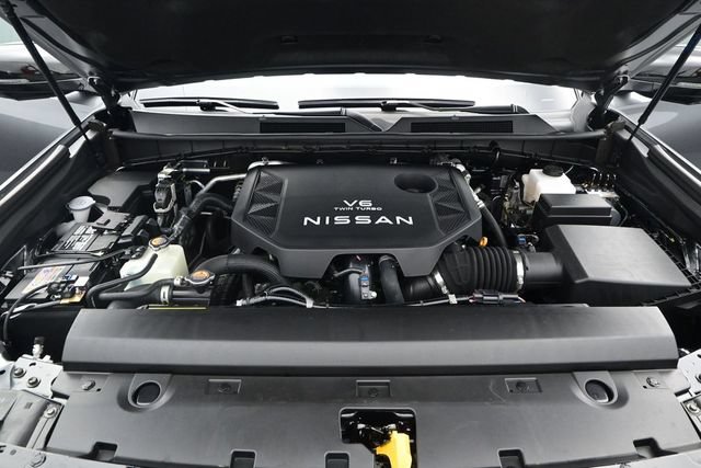 Used 2026 Nissan Armada PRO-4X w/ Captain's Chari Seat Package AWD/4WD image 18