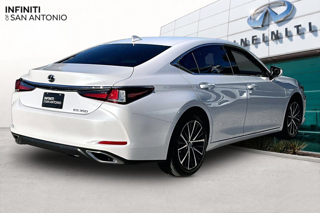 Used 2024 Lexus ES 350 w/ Premium Package FWD image 2