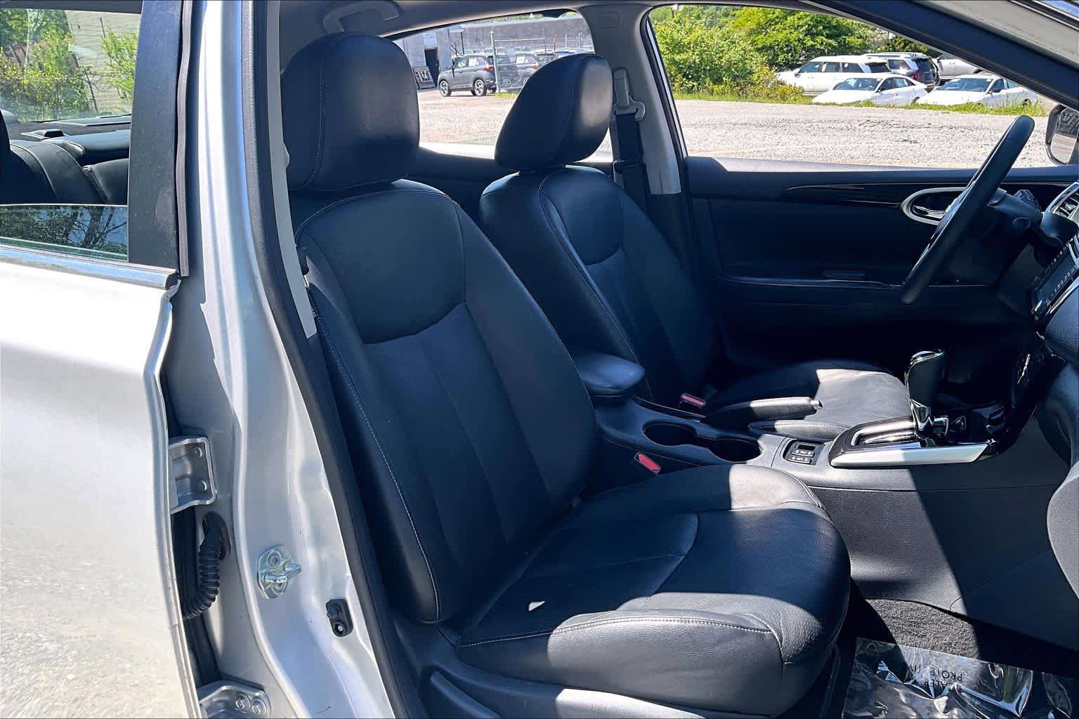 Used 2018 Nissan Sentra SL FWD image 9