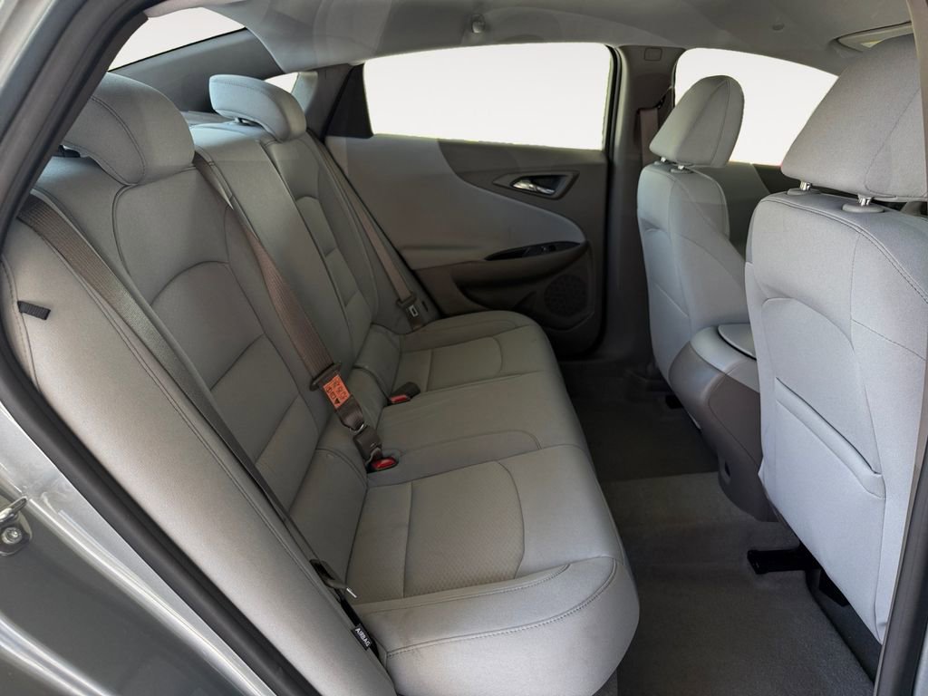 Used 2023 Chevrolet Malibu LS image 15