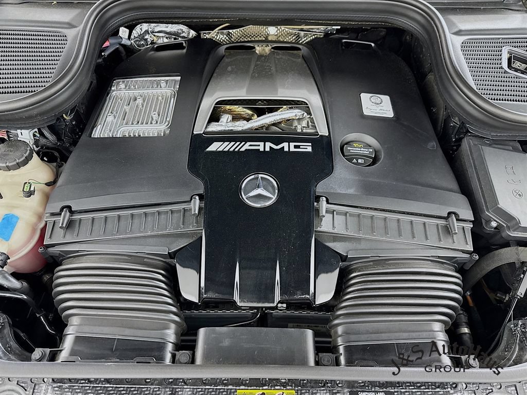 Used 2024 Mercedes-Benz GLS 63 AMG 4MATIC image 39