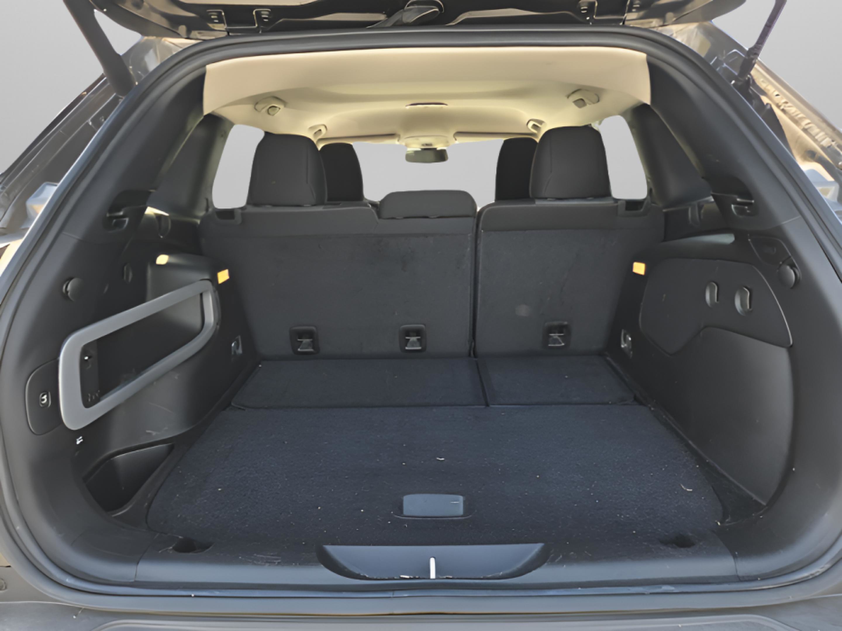 Used 2014 Jeep Cherokee Latitude w/ Comfort/Convenience Group image 32