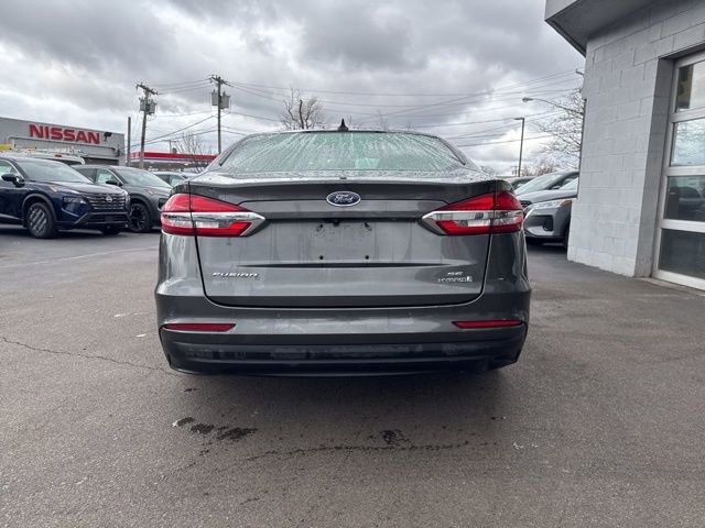 Used 2019 Ford Fusion SE image 3