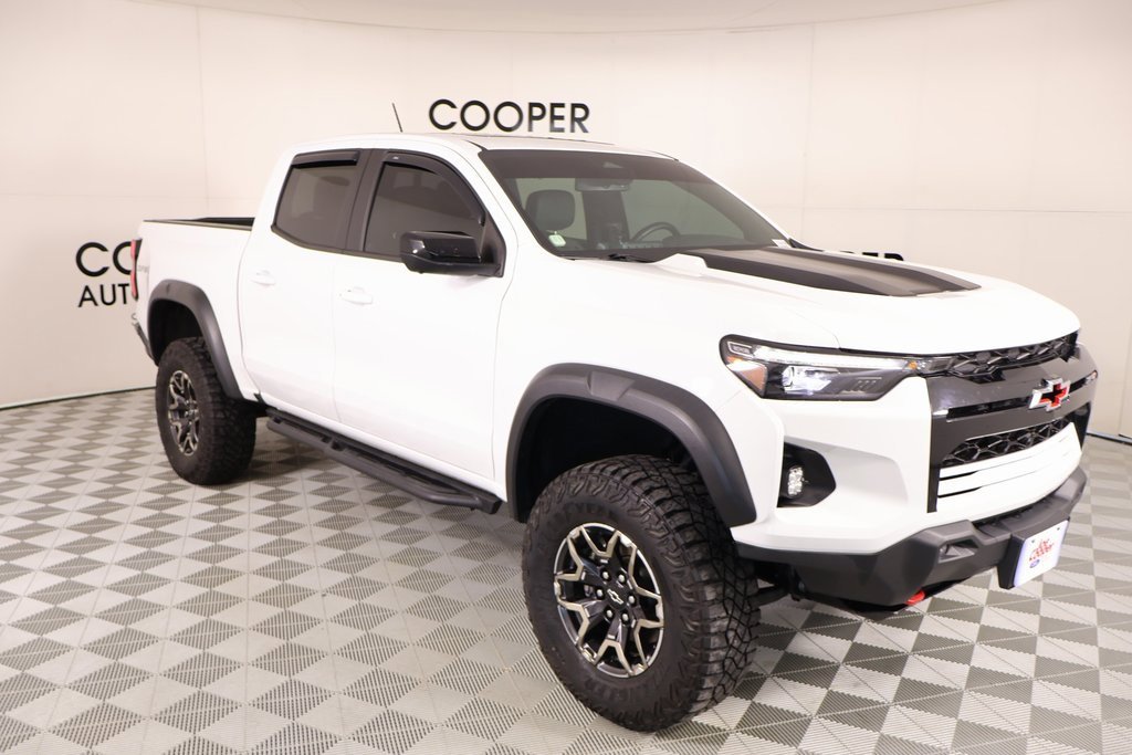 Used 2023 Chevrolet Colorado ZR2 w/ ZR2 Convenience Package III image 1