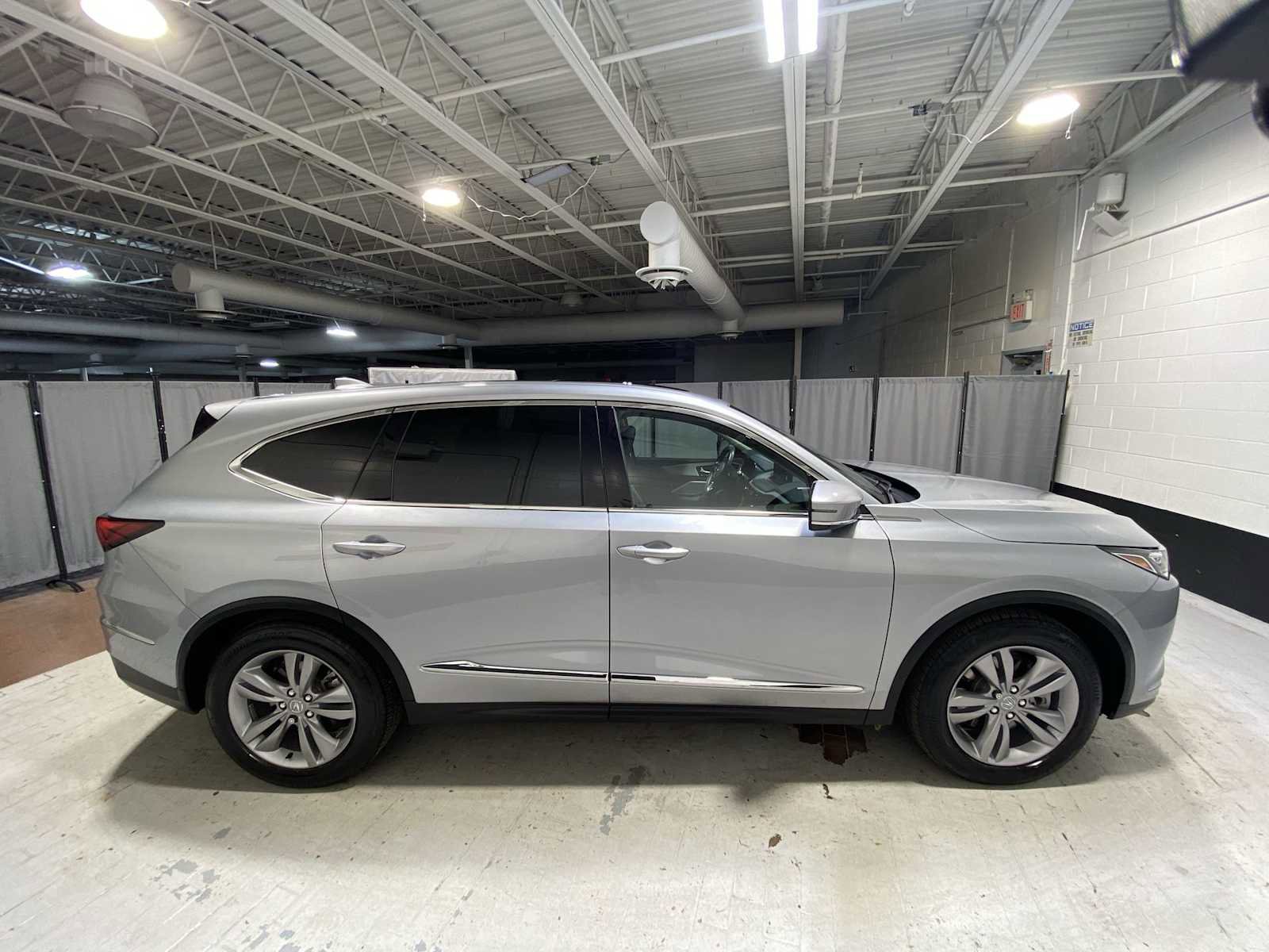 Used 2023 Acura MDX image 27