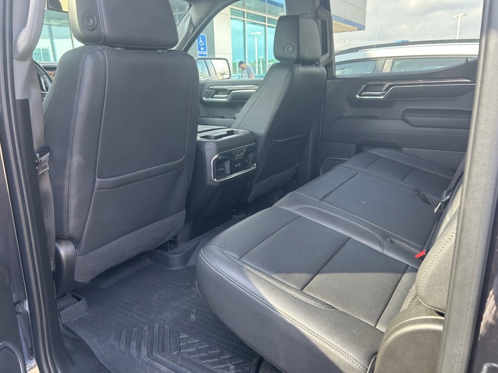 Used 2023 Chevrolet Silverado 1500 LTZ image 7