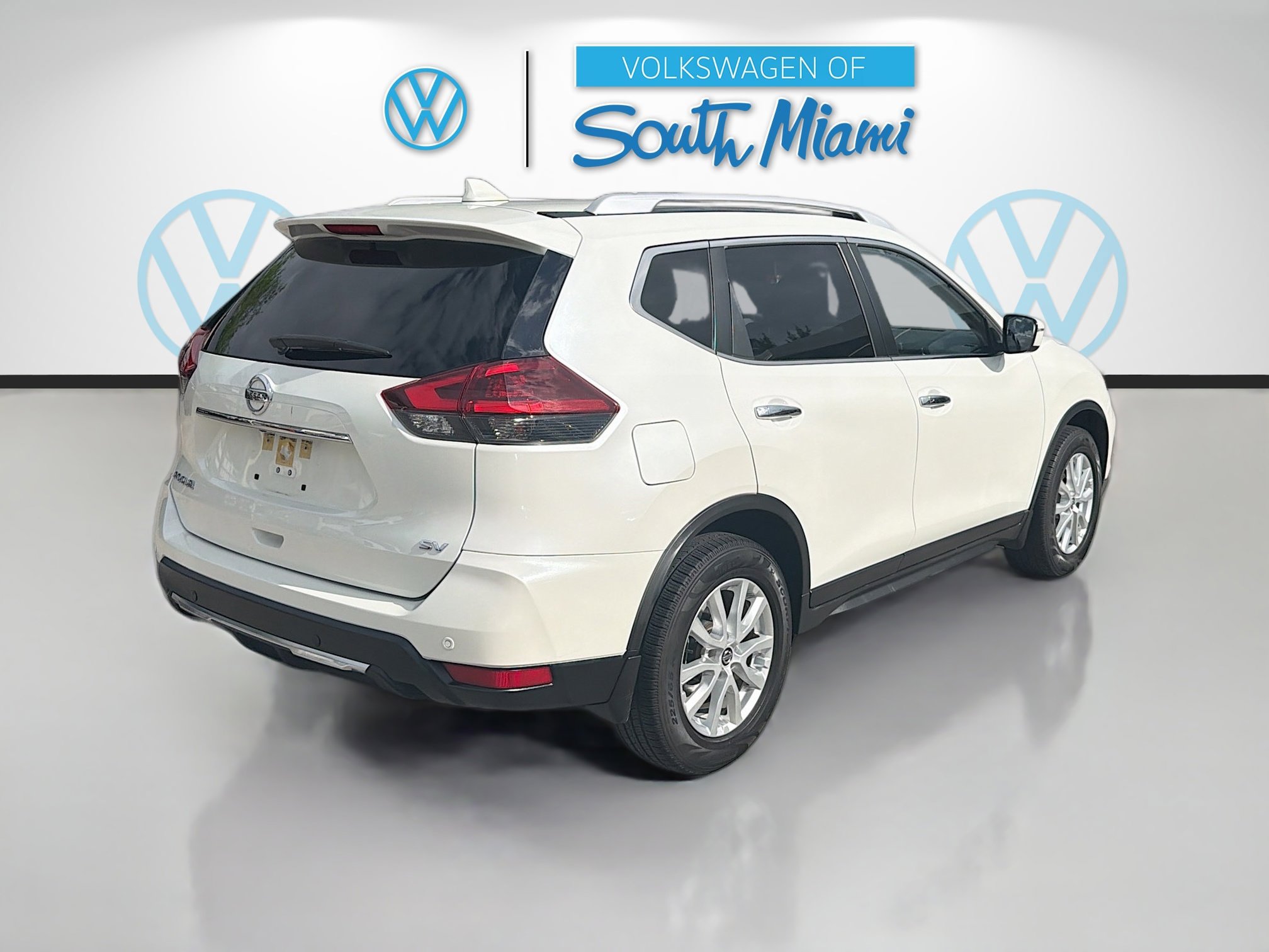 Used 2020 Nissan Rogue SV FWD image 7