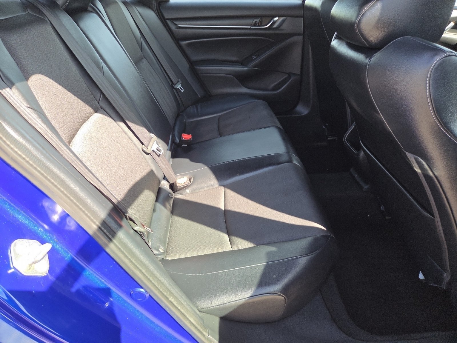 Used 2018 Honda Accord Sport image 17