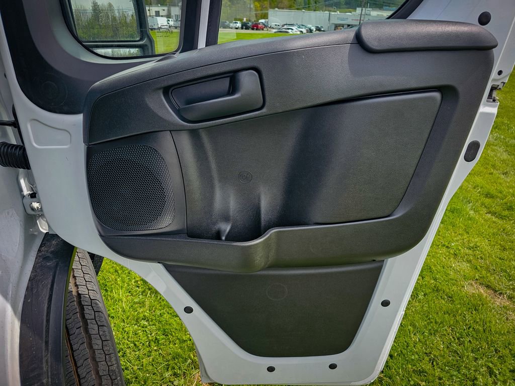 New 2026 RAM ProMaster 2500 w/ Convenience Group FWD image 32