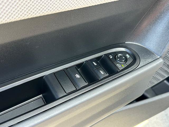 Used 2025 MINI Cooper S FWD image 19