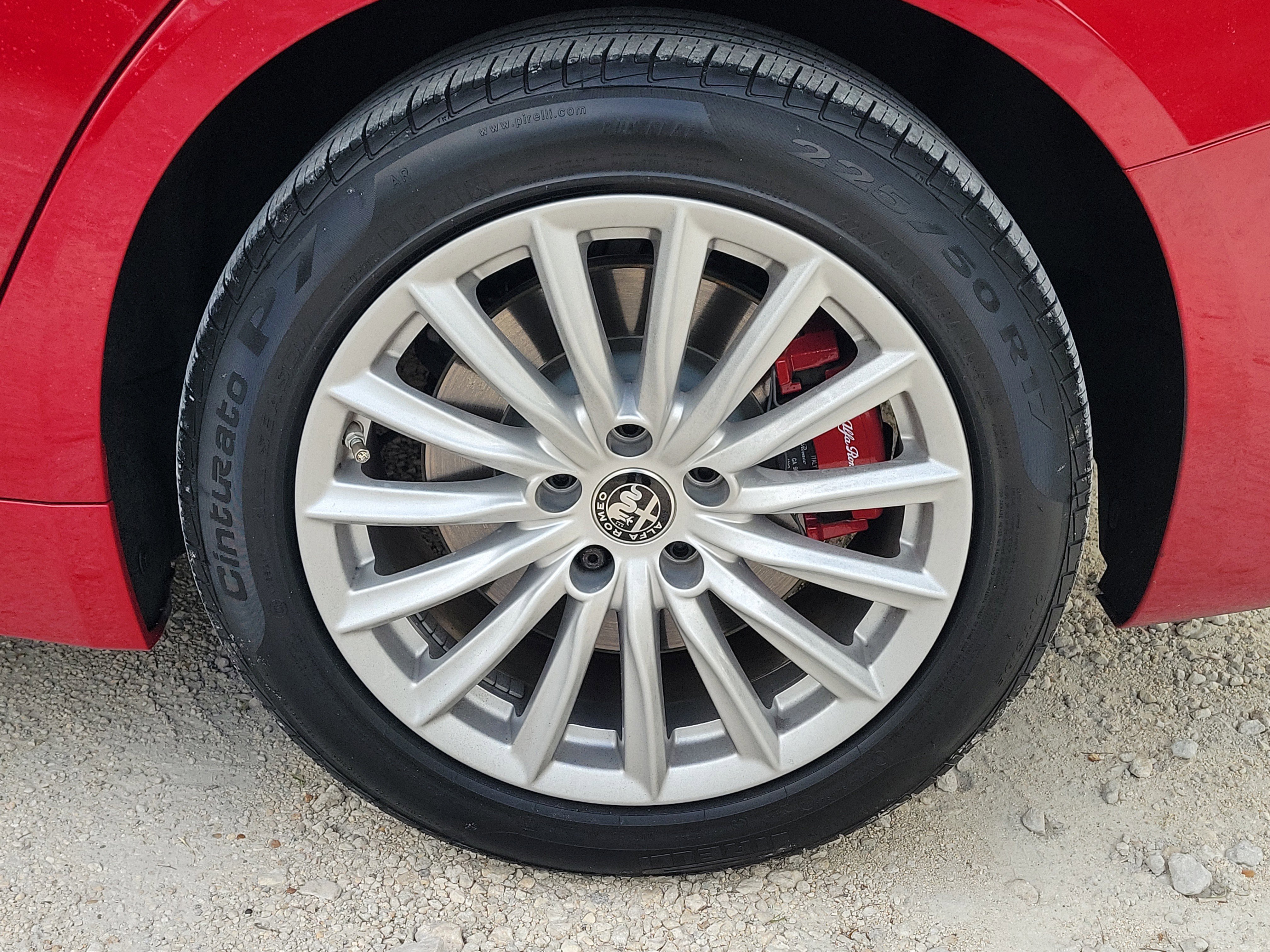 Used 2023 Alfa Romeo Giulia Sprint image 10