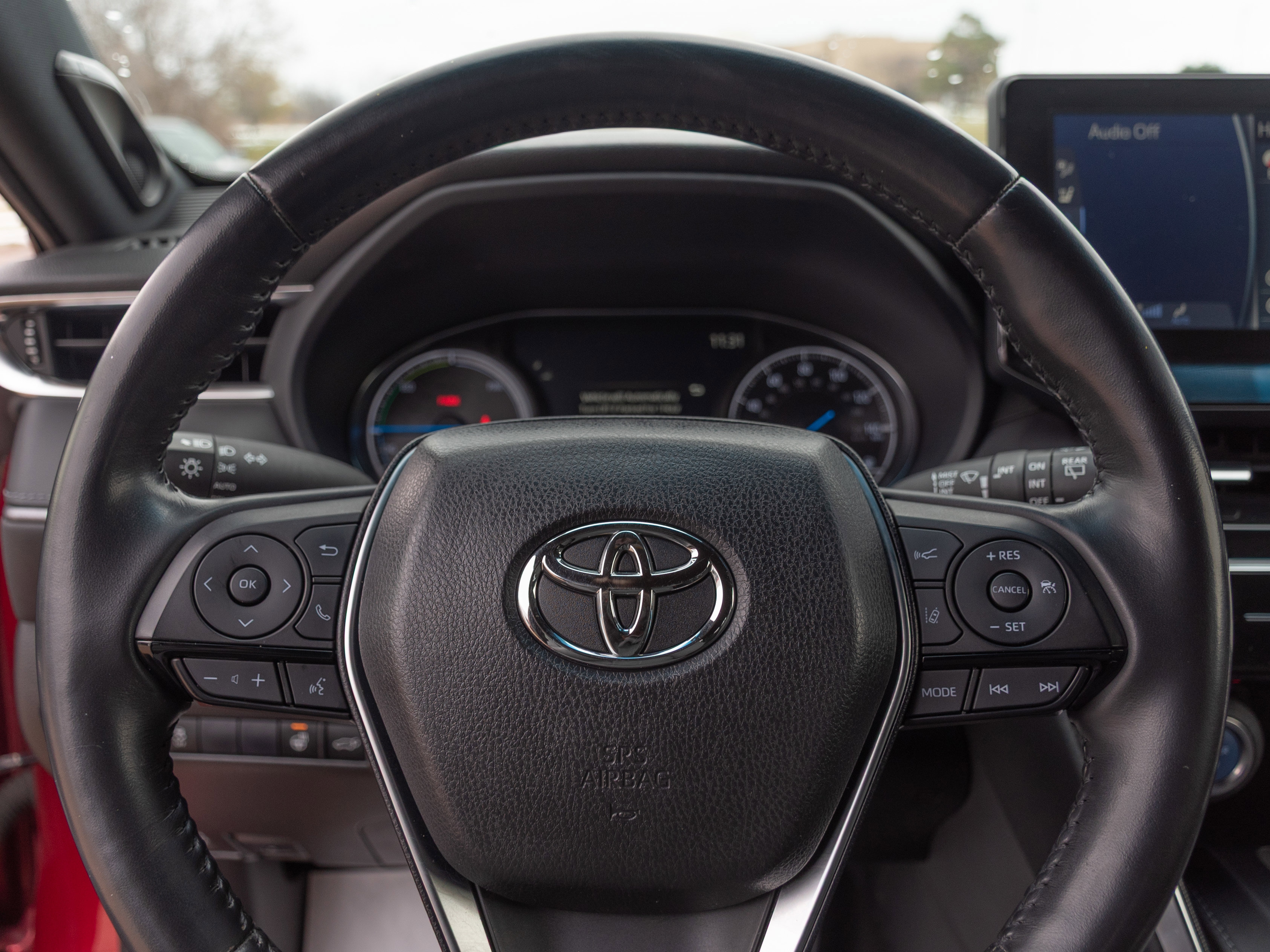 Used 2021 Toyota Venza XLE w/ Softex Package image 11