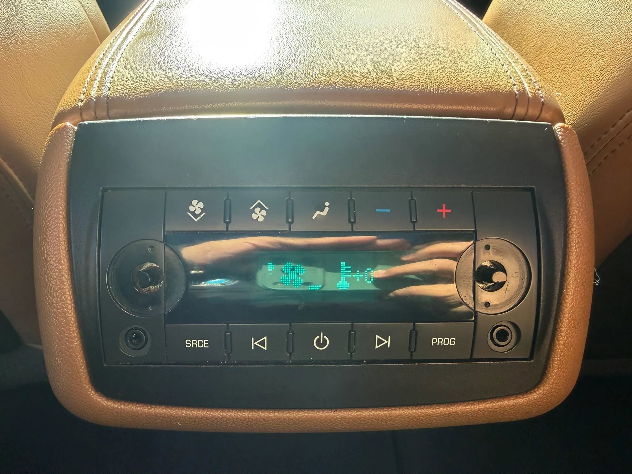 Used 2013 Buick Enclave Leather AWD/4WD image 17